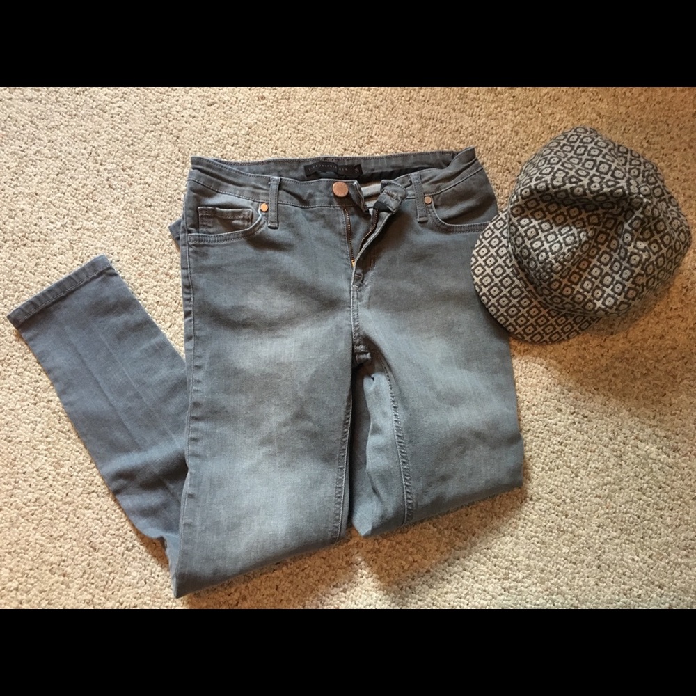 Gray Victoria Beckham mid rise skinny jeans